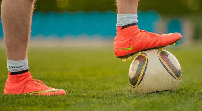 tips to look for the best discounted soccer shoes