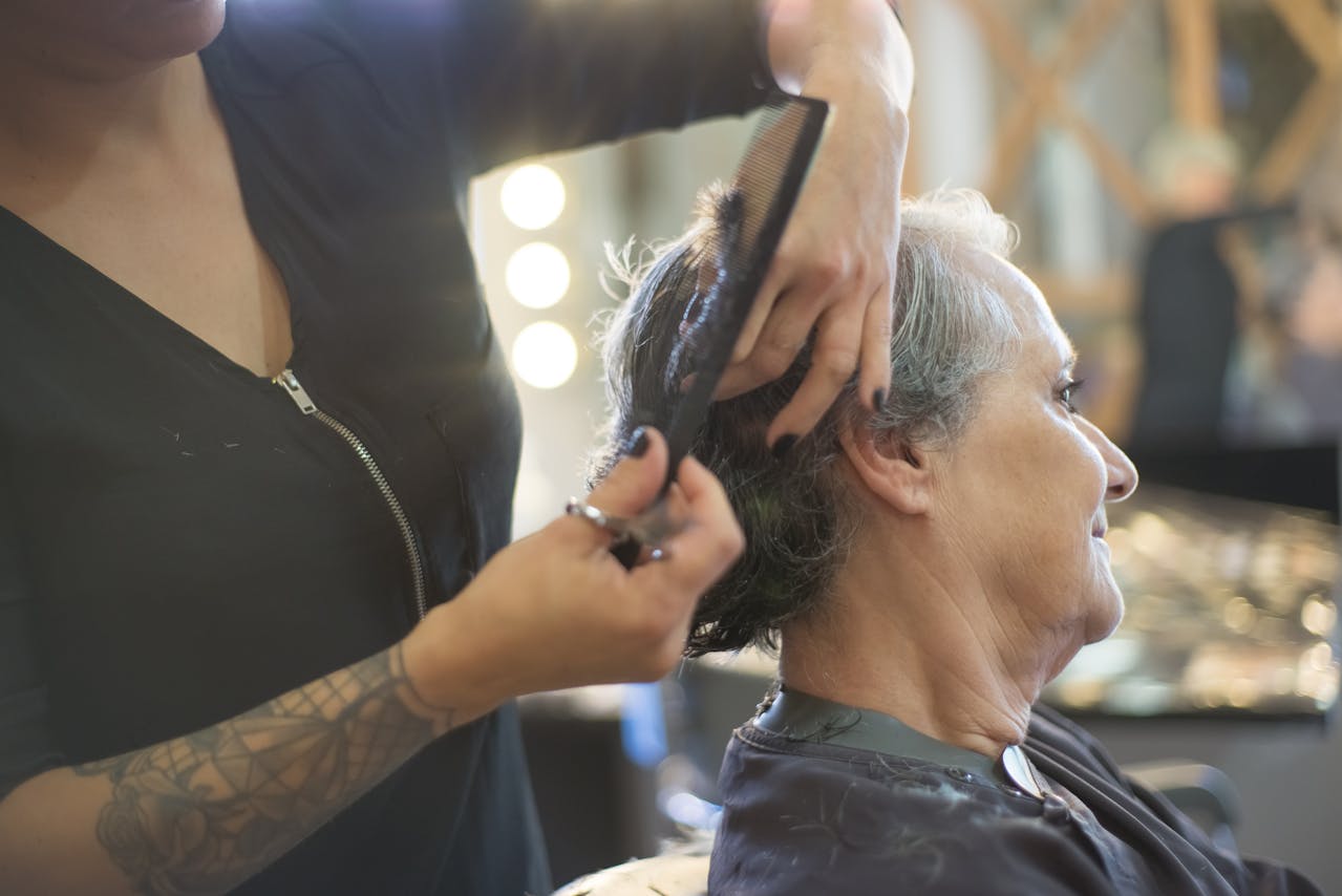 More Than a Style: How Haircuts for Receding Hairline Can Boost Self-Esteem